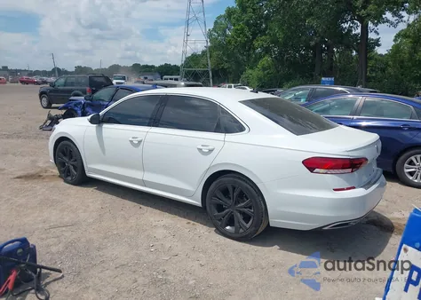 2022 Volkswagen Passat 2.0T Se z USA, uszkodzony, nr VIN 1VWSA7A33NC009415